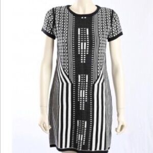 London Times Black/white Sweater Dress Size XL